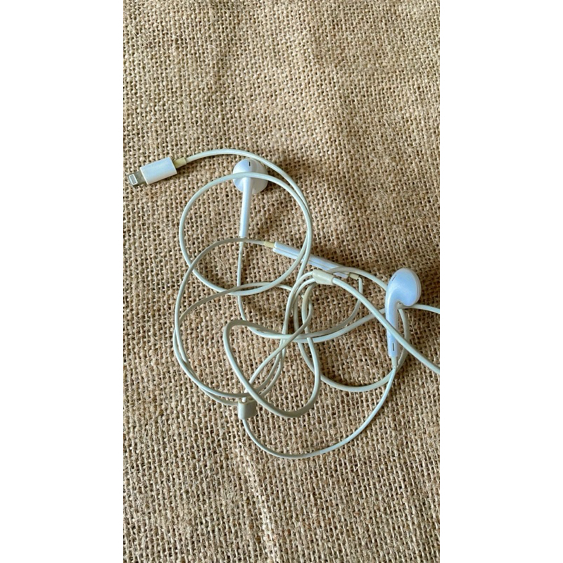 [Broken/Rusak] Headset untuk Handphone / HP Iphone (KW/Bukan Asli)