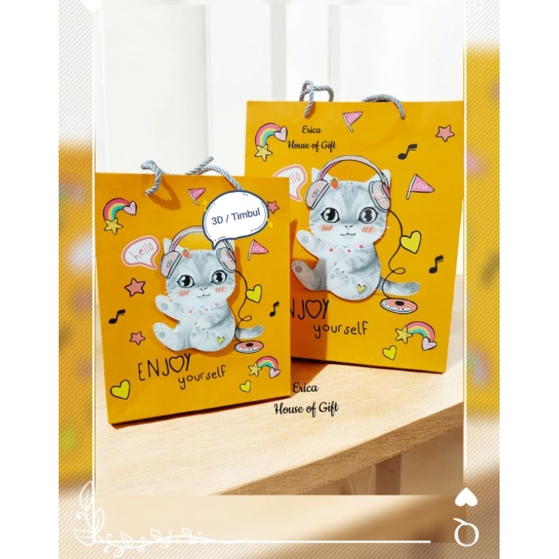 

Paper Bag Yellow Catty 3D / Timbul