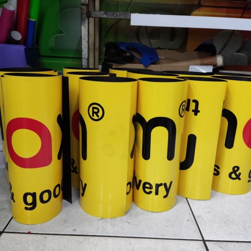 sticker mahnet accesories mobil  maxim