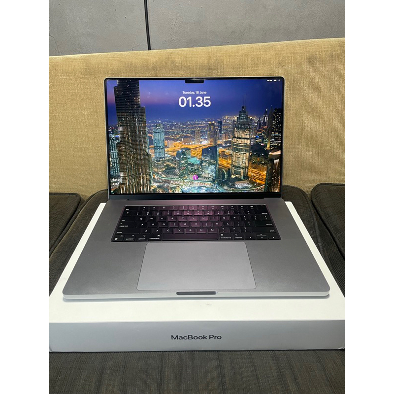 Macbook Pro M1 Pro 16 Inch 2021 16/512GB