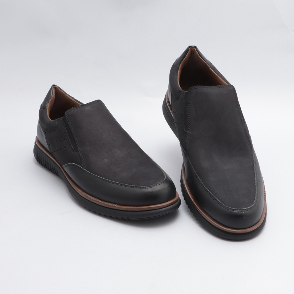 Buccheri Sepatu Pria Slip On Naiser:C1025-BC