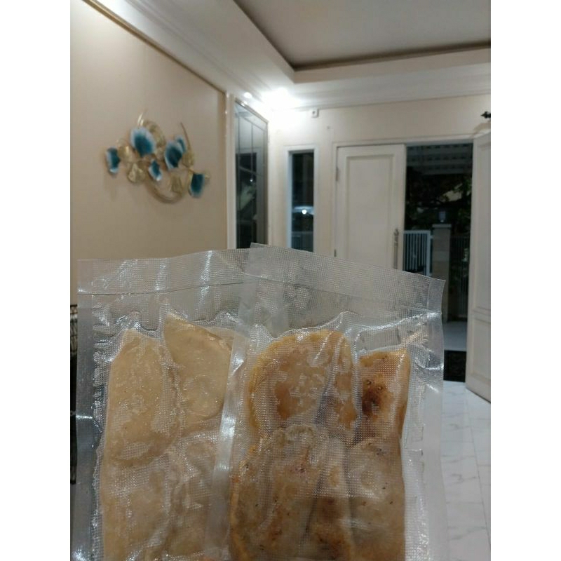 

cireng isi ayam suwir/cireng isi Frozen/cireng isi murah