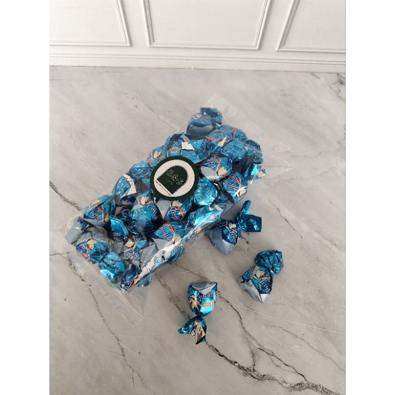 

Coklat truffle Elvan Repack rasa Coconut