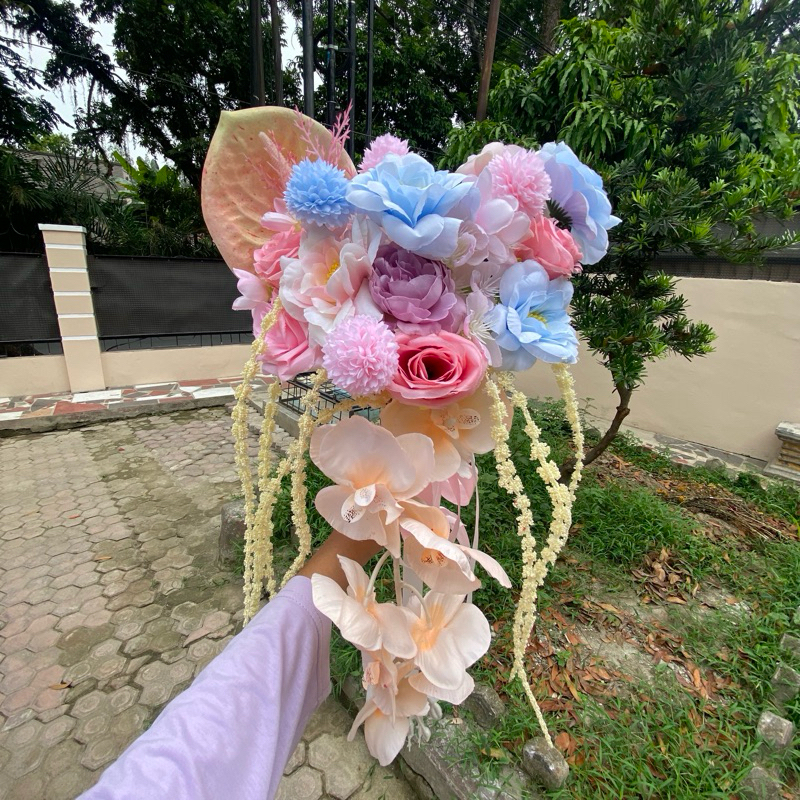 cascade wedding bouquet premium|wedding bouquet|Buket premium