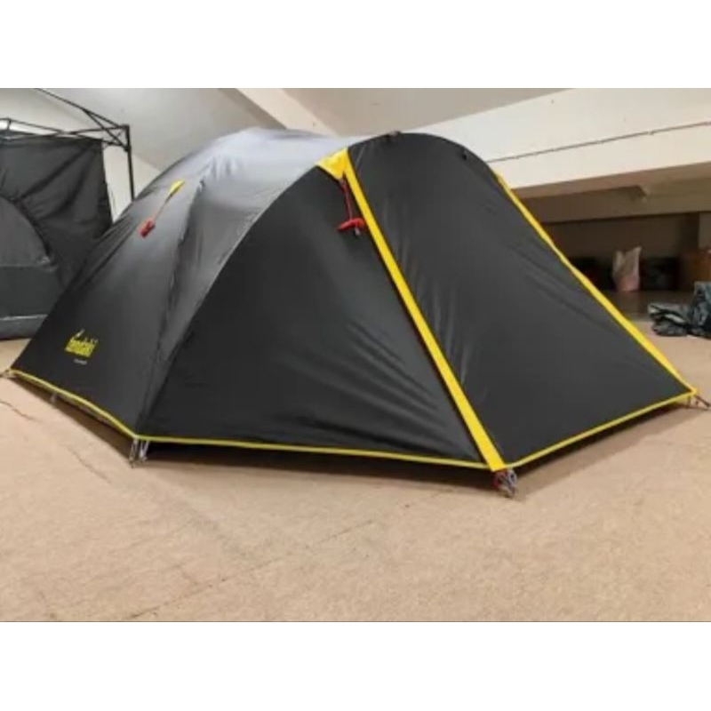 Tenda Tendaki Borneo 4p Hitam kuning