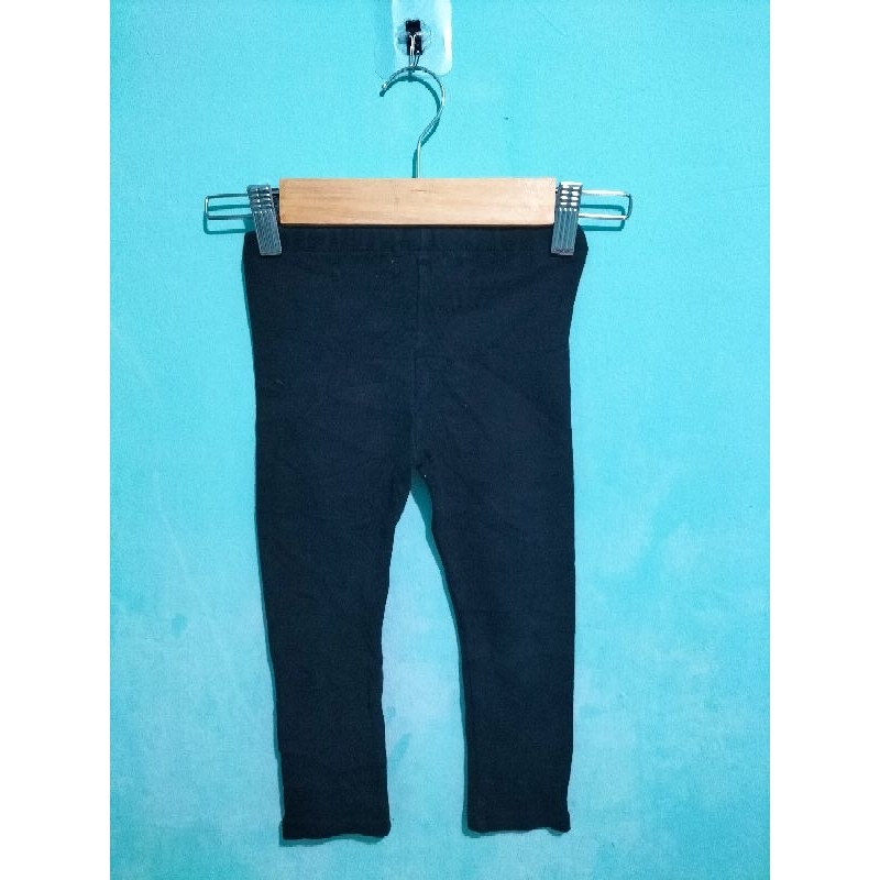I Love J size s // celana legging hitam panjang pekat anak usia 12-24 bulan // preloved baju anak