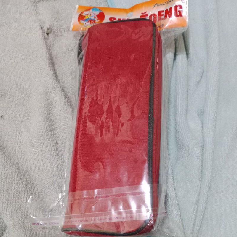 

kotak pensil