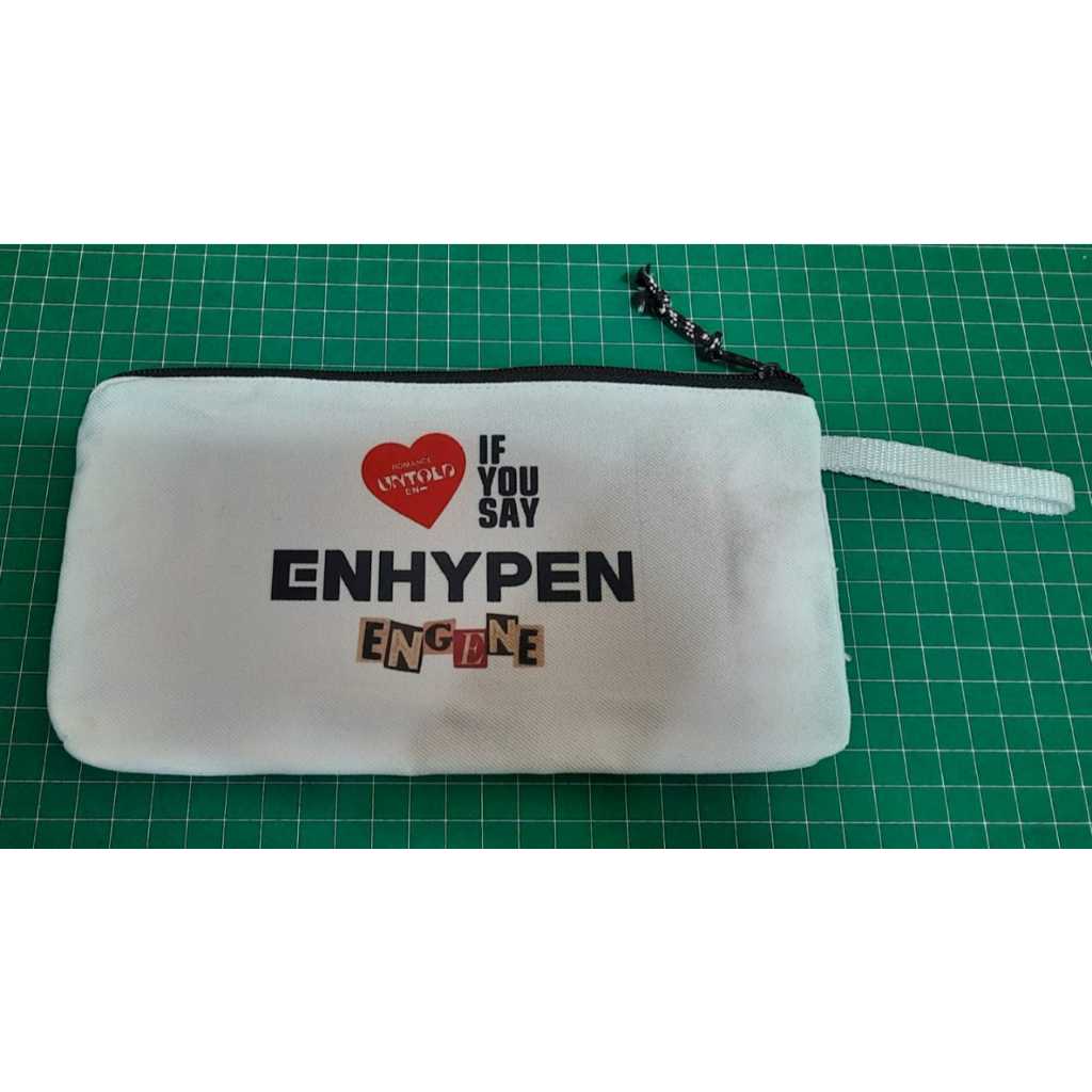 

TEMPAT PENSIL POUCH KPOP ENHYPEN/(freebies,souvenir,merchandise,koleksi,promosi dll)