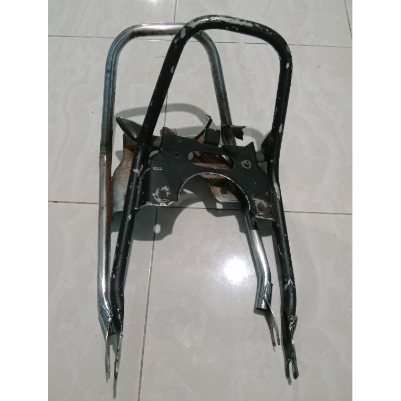 Behel begel belakang Yamaha RX king new RX kobra begangan jok belakang Yamaha RX king original secon