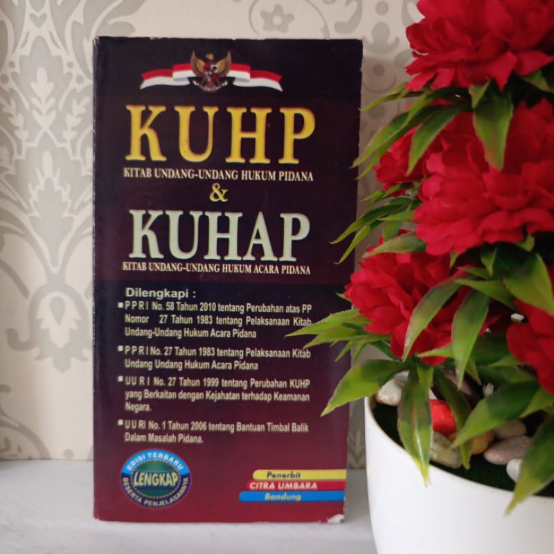 ORIGINAL BUKU - KUHP & KUHAP EDISI TERBARU