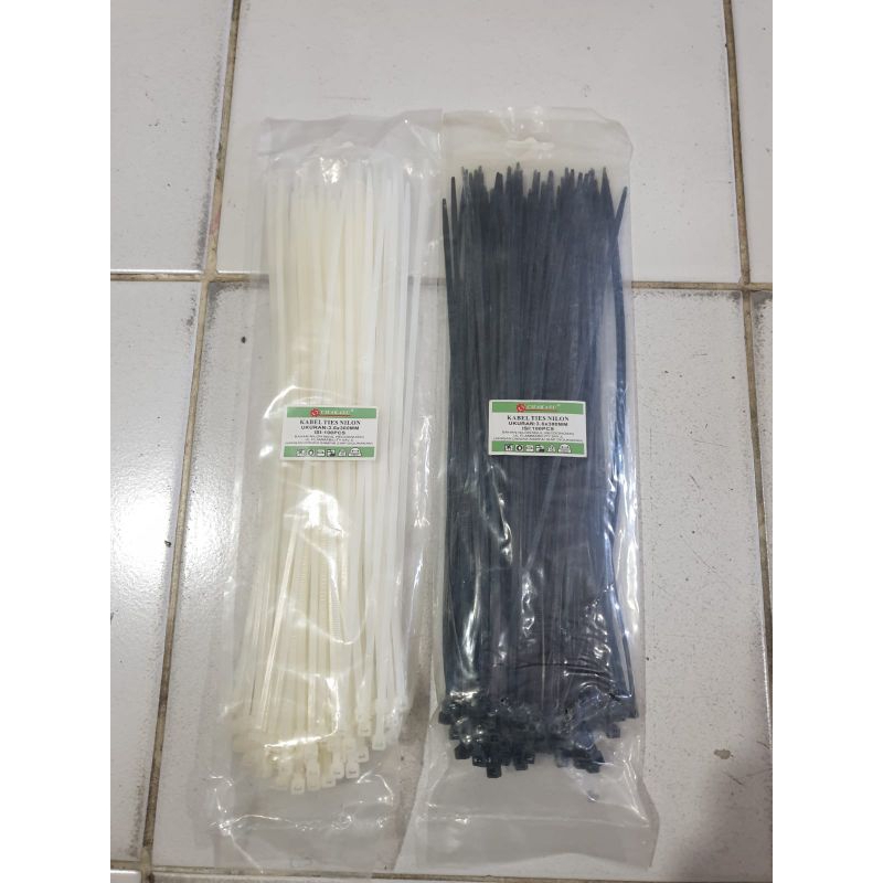 

KABEL TIES/TALI PENGIKAT 30CM(3,6X300) HITAM/PUTIH CHAKASU