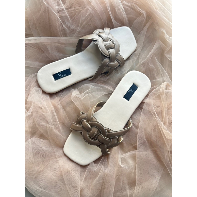 Sissy Shoes - SHOES - Sandal Wanita - Sandal Kekinian - Sandal flat - LUNA