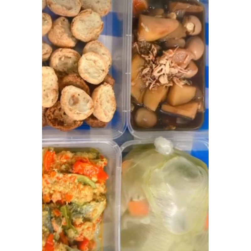 

Catering Bulanan 4 macam menu bebas pilih, untuk 3 orang makan, tanpa nasi, sangat lezat dan bergizi, pengiriman senin-jumat, bisa catering harian dan mingguan.