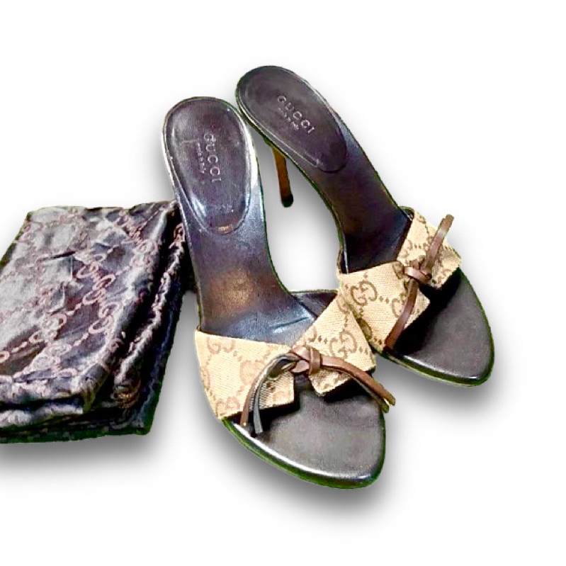 authentic brandedGC Heels Preloved