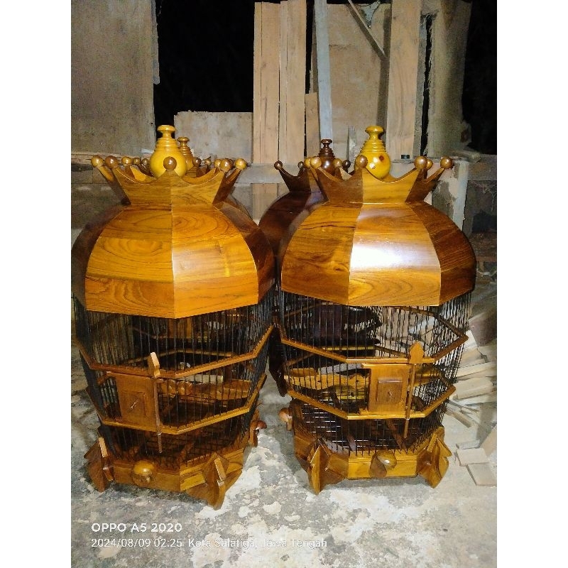 sangkar perkutut kubah. bahan jati tpk asli tua²...tebok lepas ( jeruji fiber )..diameter 40cm