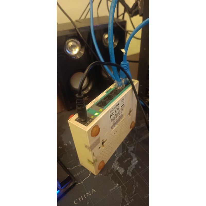 Mikrotik rb750+adaptor