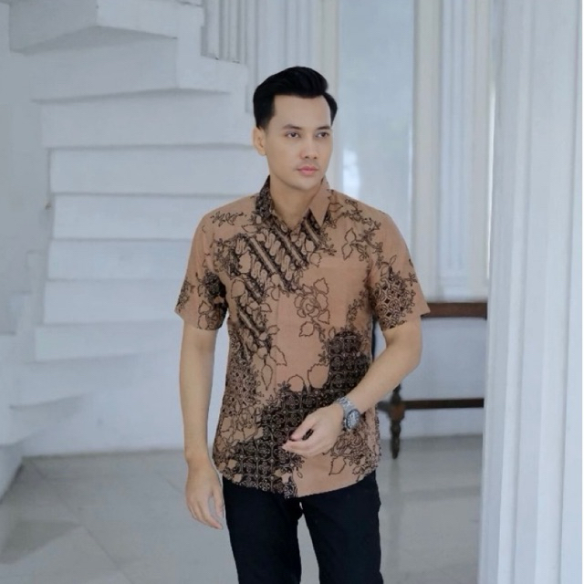 Lengan Pendek Kemeja Batik Baju Batik Pria Slimfit Kembang Mocca Bahan Katun Prima Lapis Furing