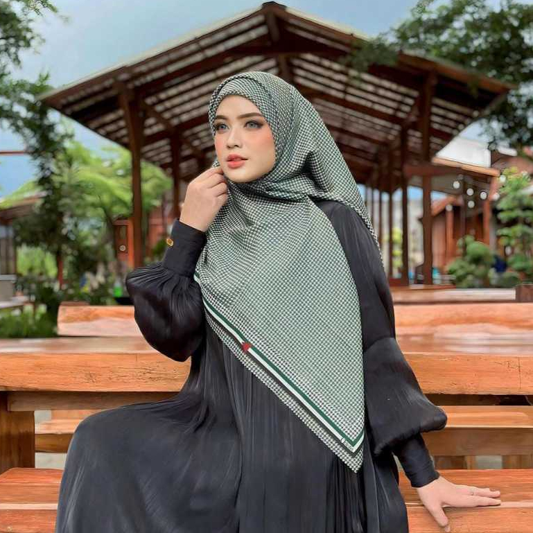 Odelia - Freedom Scarf Syari I Hijab printing segi empat motif I Segiempat premium I  Motif lasercut