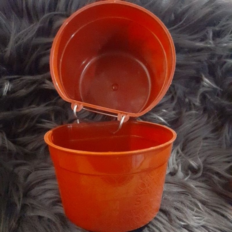 tempat makan kawat burung / ayam.tm kawat.