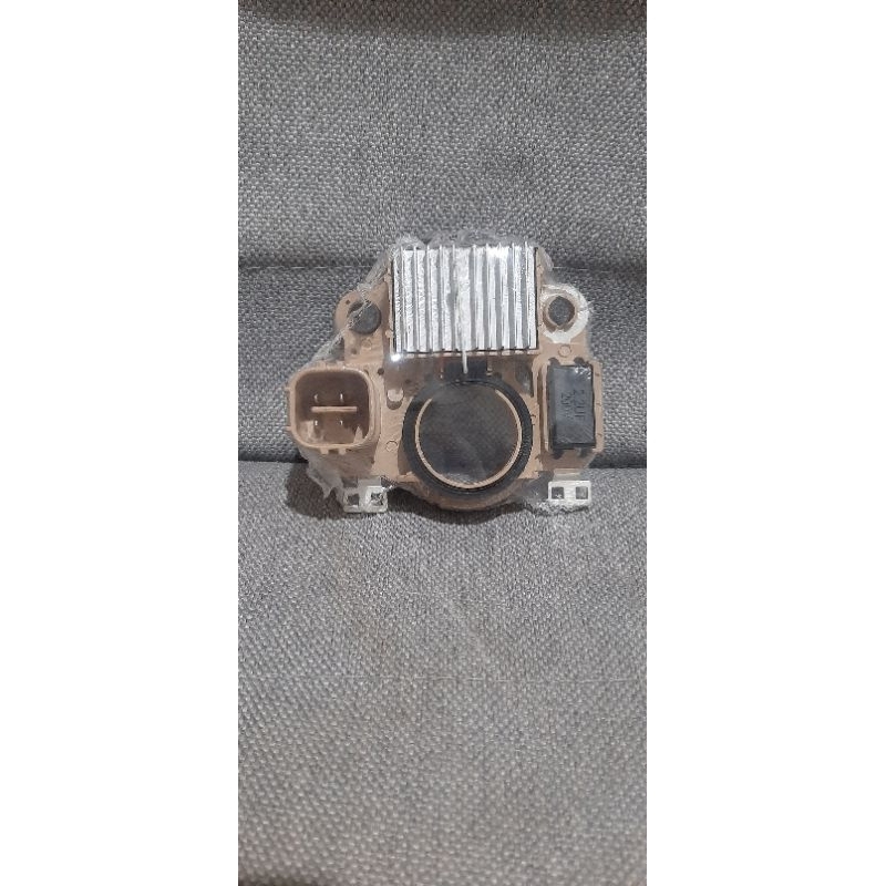 IC regulator / IC alternator / aisy altenator / IC dinamo ampere honda jazz / honda city
