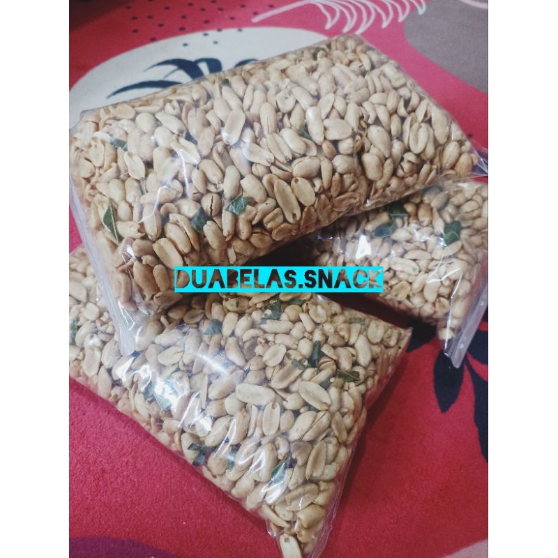 

kacang goreng daun jeruk 500g