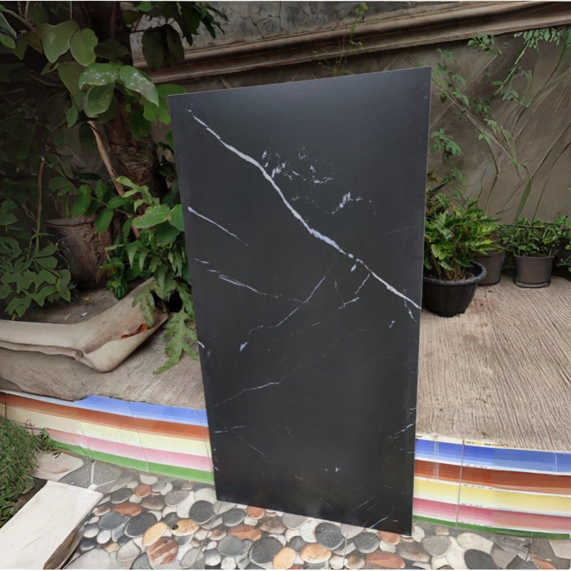 Granit lantai 60x120 Roman Nero Marquina | Matt