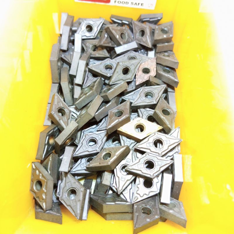 INSERT DNMG150404 INSERT DNMG 150404 PAHAT BUBUT DNMG15 CERMET BEKAS