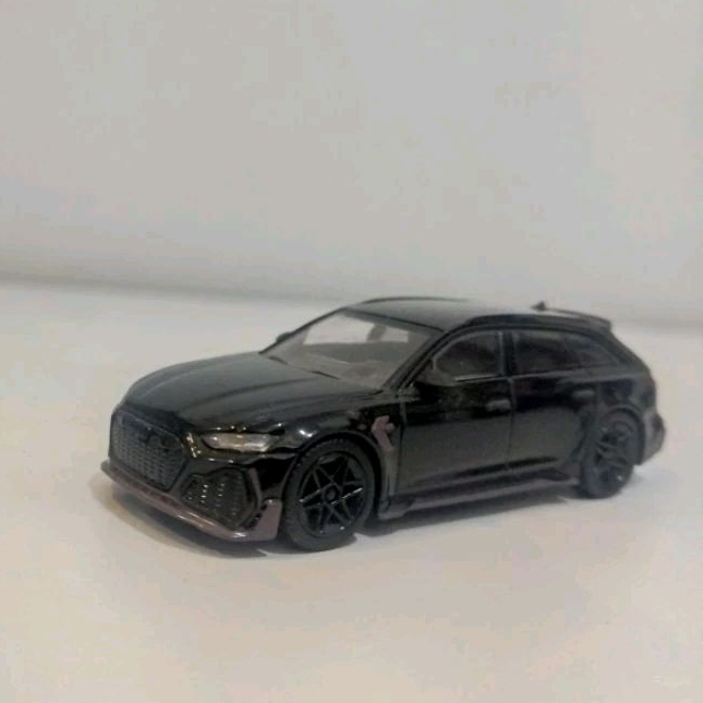 MINI GT AUDI RS 6 AVANT