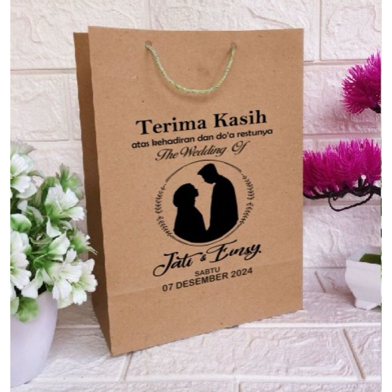 

(paket 12 pcs)Paperbag custom nama ukuran 14x10x30 |Tas Kado |Tas Souvenir