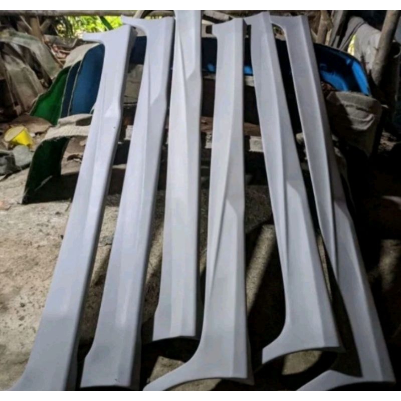 bodykit belakang samping Avanza 2005-2011