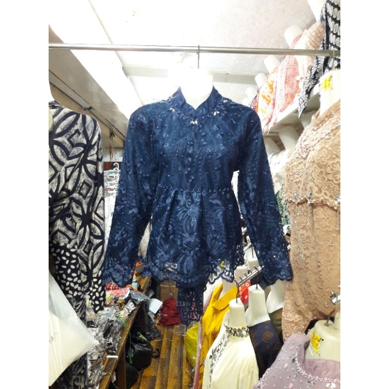 kebaya wisuda modern tile corneli plus payet warna biru navi