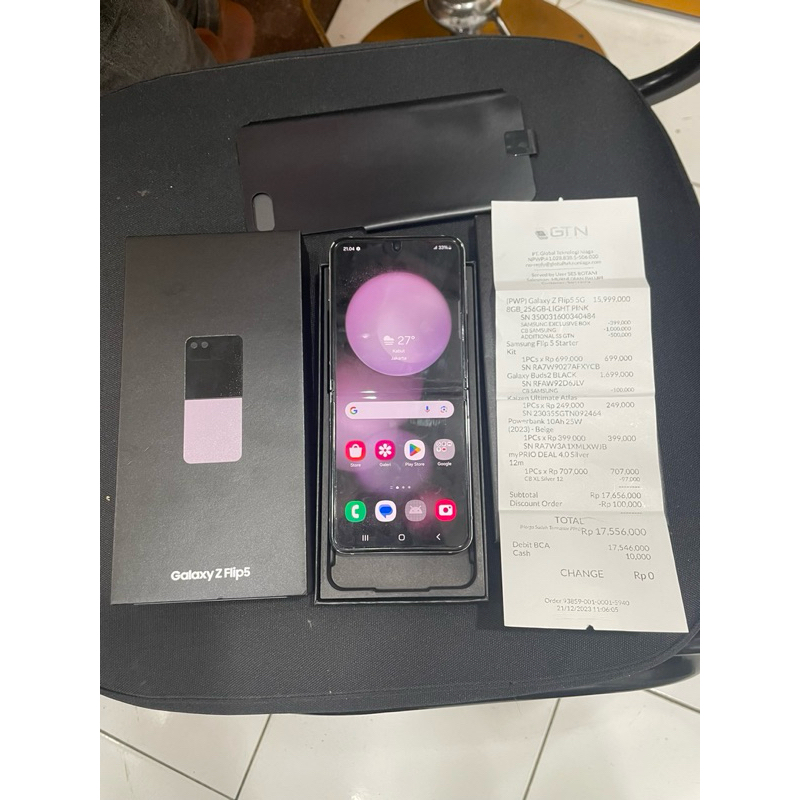 Samsung galaxy Z Flip 5G 8/256Gb Second Mantap