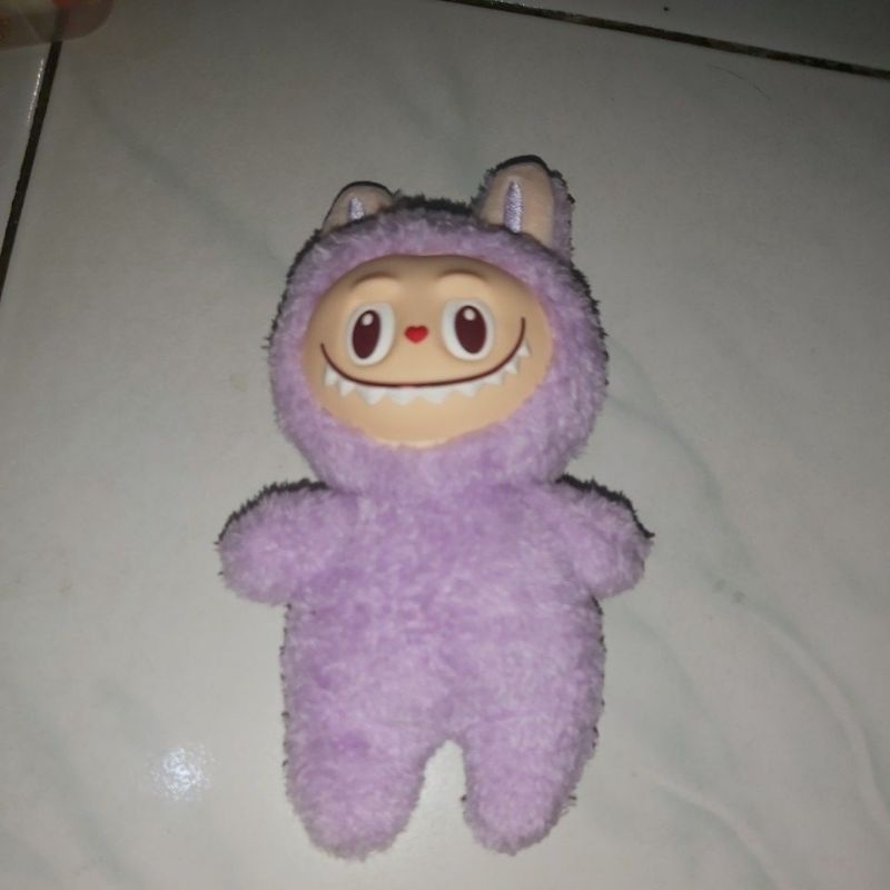 Boneka labubu Lilac Kw