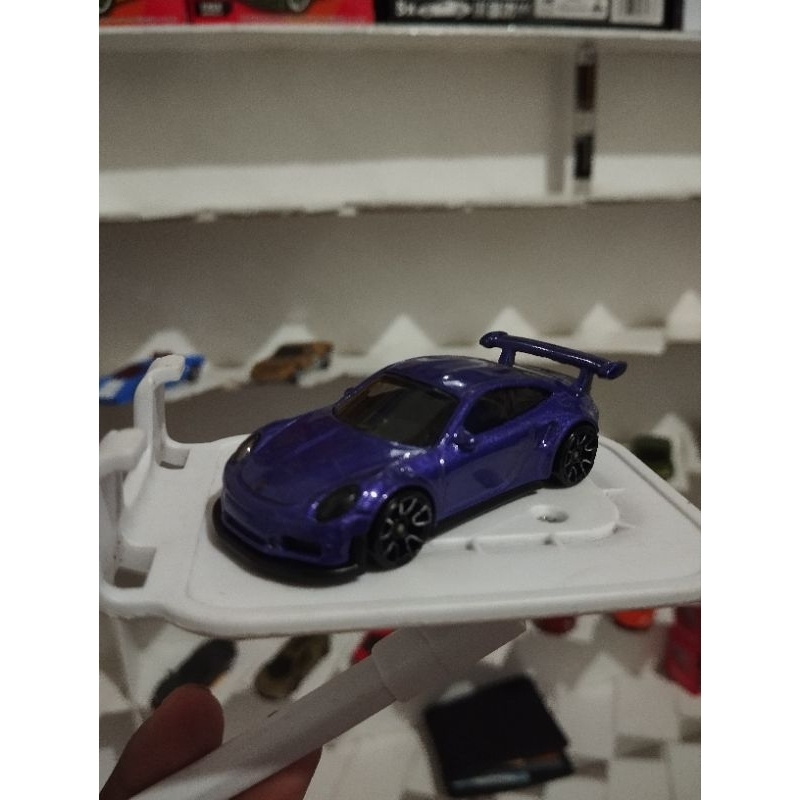 Hotwheels Porche 911 GT3 RS PURPLE