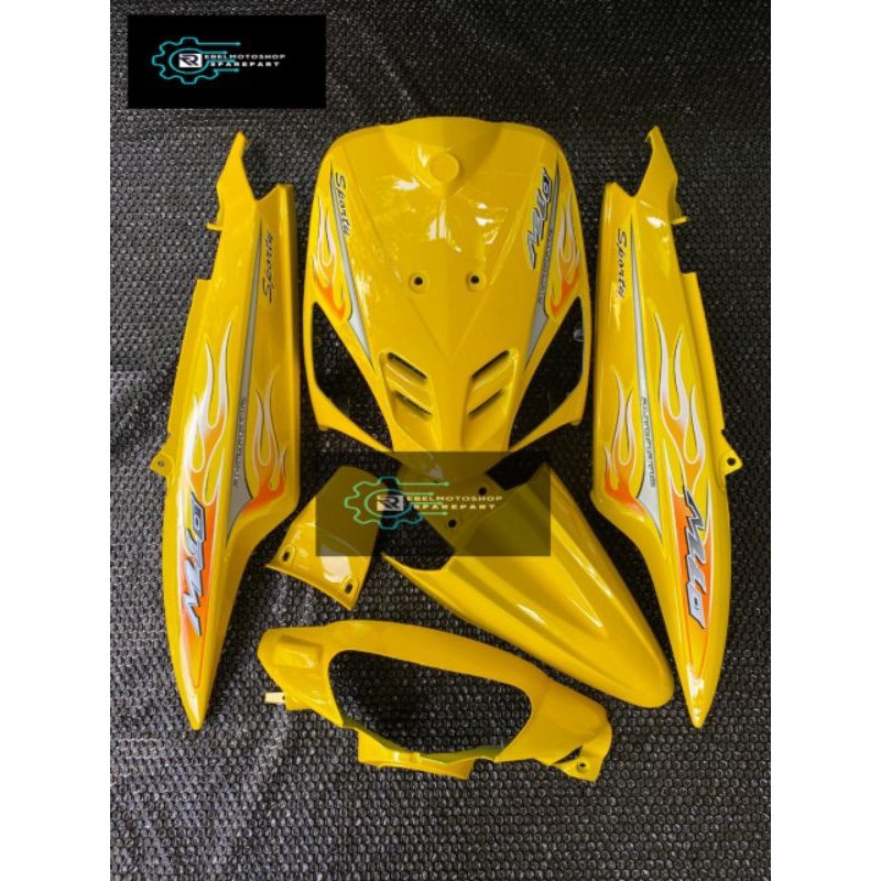 Cover full body halus Yamaha mio sporty warna kuning plus striping api