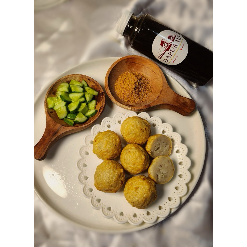 

Pempek Adaan Ikan Tenggiri khas Palembang