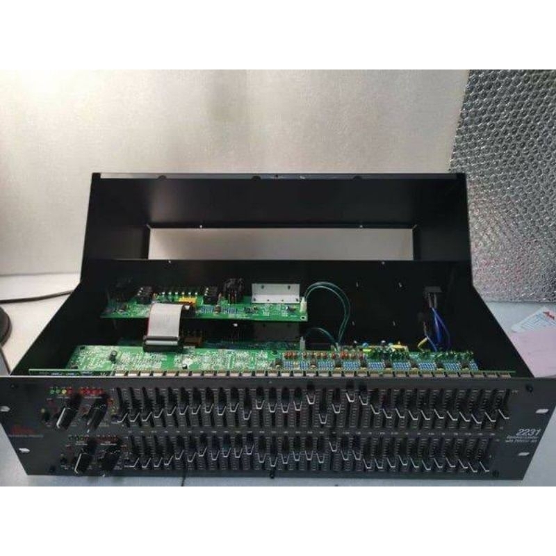 EQUALIZER 2231 IC MACRO EQUALIZER DBX 2231 MACRO