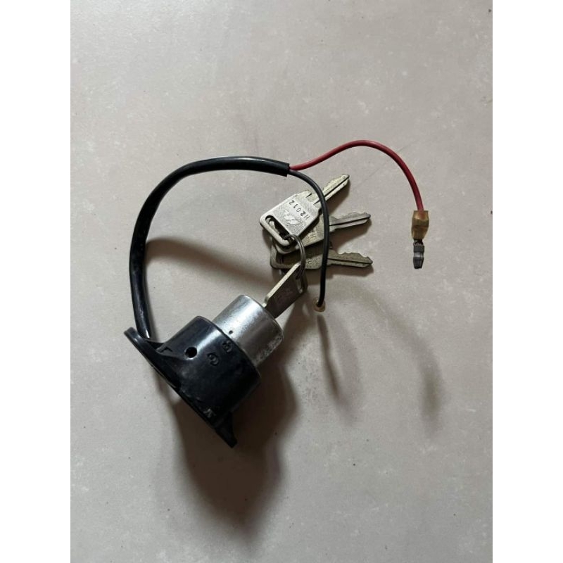 kunci kontak honda c50 c70 c102 c100 engkel