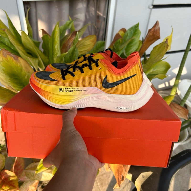 Nike Zoom Vaporfly Next% 2 Gold Original