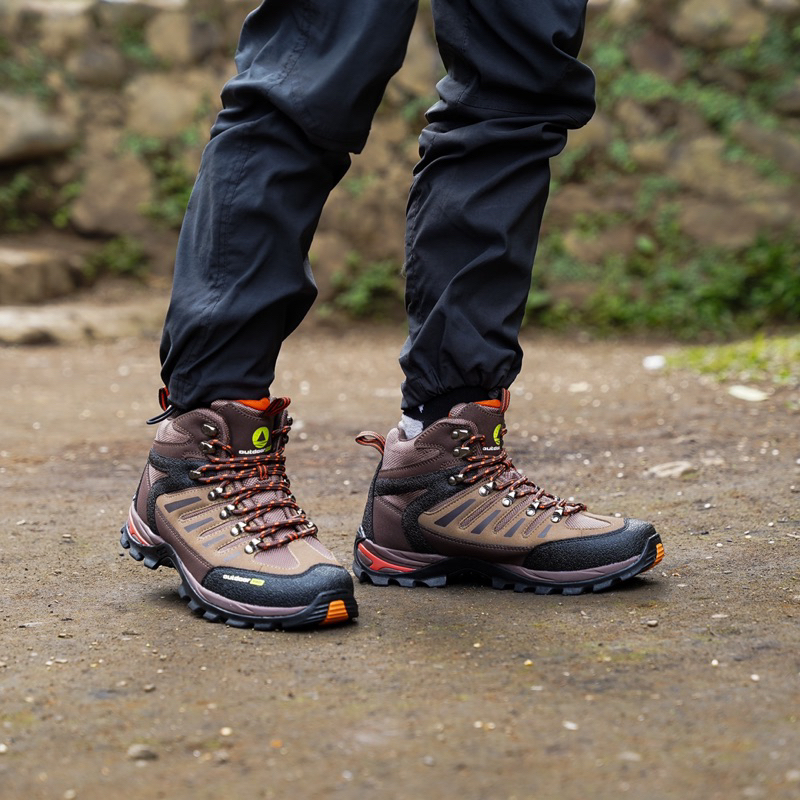 Sepatu Outdoor Pro LYNK