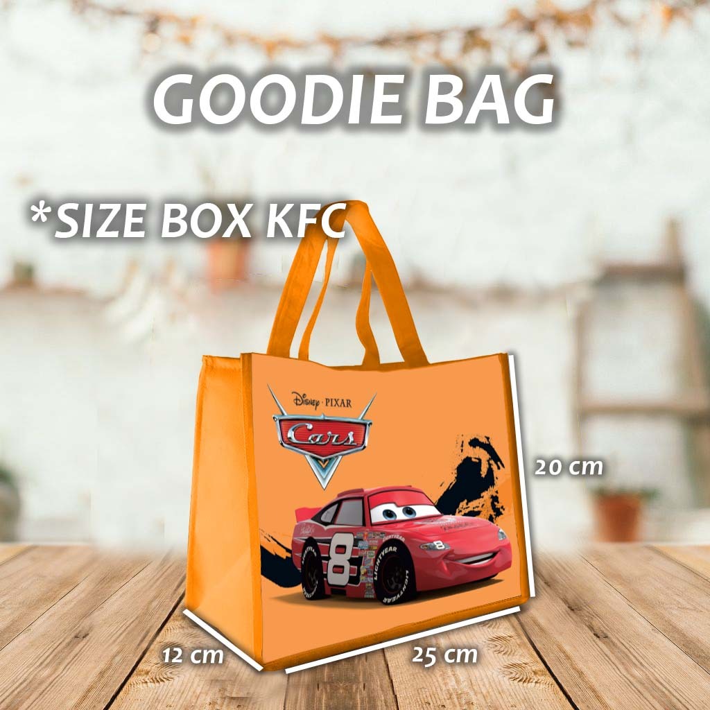 

Tas Ultah motif CARS Goodie Bag Souvenir Ulang Tahun Aqiqah Nama Foto Kartun Anak Lucu kode # 2