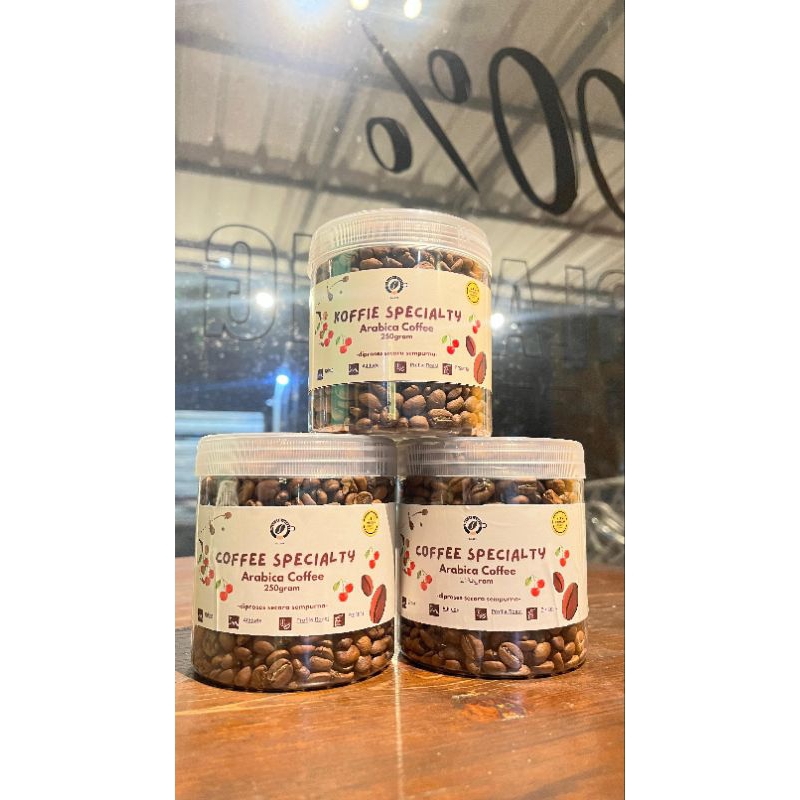 

Kopi Arabika Manglayang (Fullwash) 250 Gram