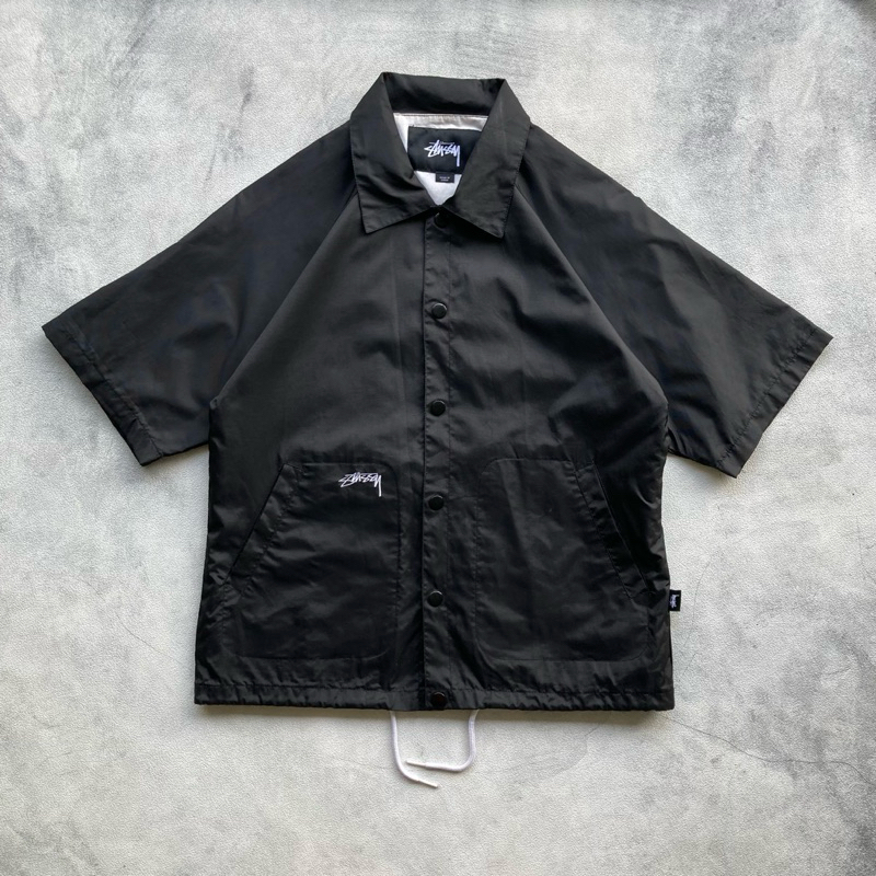 STUSSY NORDHOOD SHORT COACH JACKET.