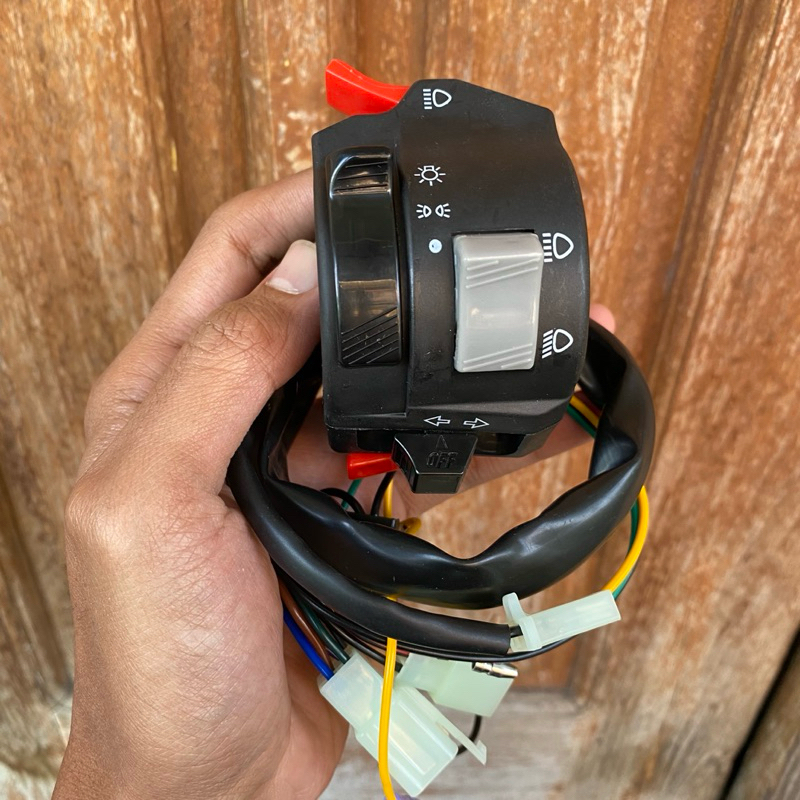 Holder Kiri Vixion old .Saklar kiri Vixion old ,Holder kiri Vixion lama