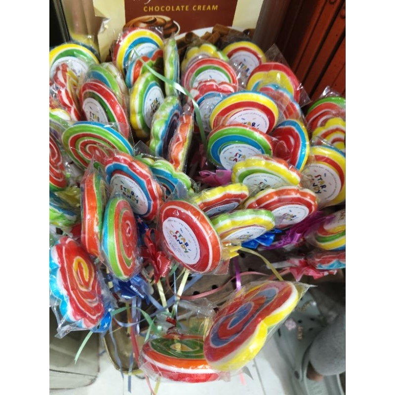 

PERMEN LOLIPOP PELANGI/LOLIPOP PITA/PERMEN MANIS