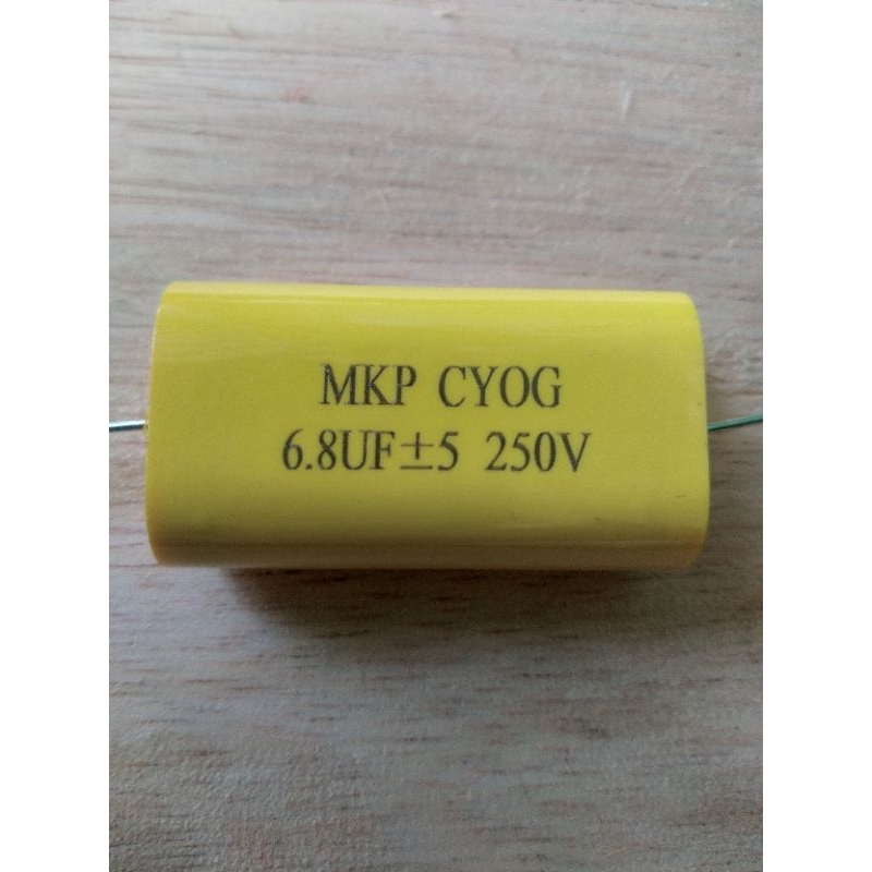 Kapasitor MKP 6.8 UF 250 V
