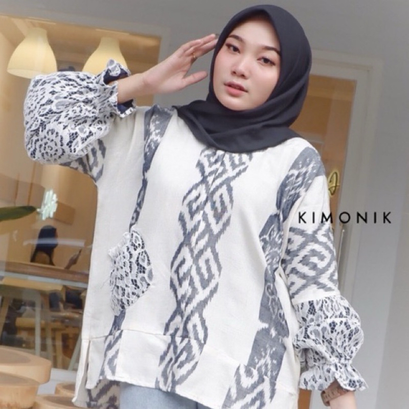 Baju tenun kimonik (Kivalace ivory)