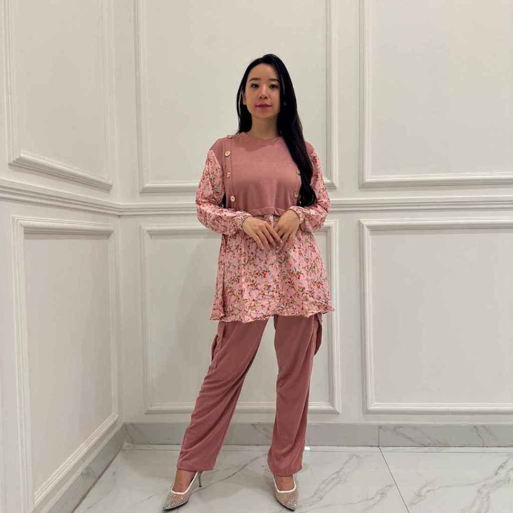 Aurel Setelan Wanita Kekinian One Set Kaos Knit Premium Mix Kombinasi Katun Rayon