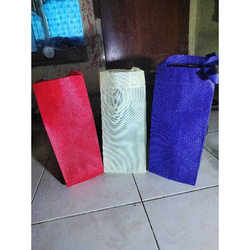 

Goodie bag botol minum 35x15x10 tas botol tas souvenir gelas