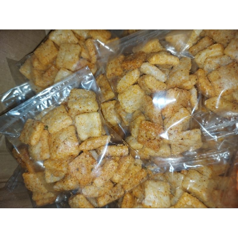 

KERUPUK KOTAK PEDAS DAUN JERUK (5PCS)